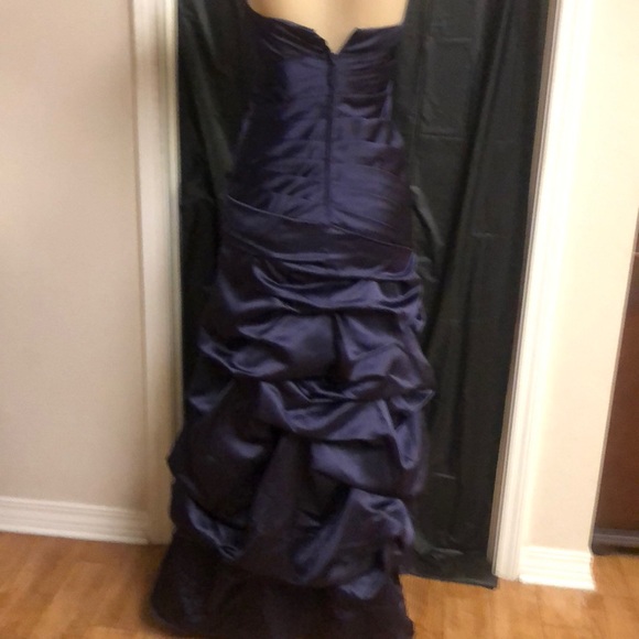 Deep purple dress - Picture 3 of 4